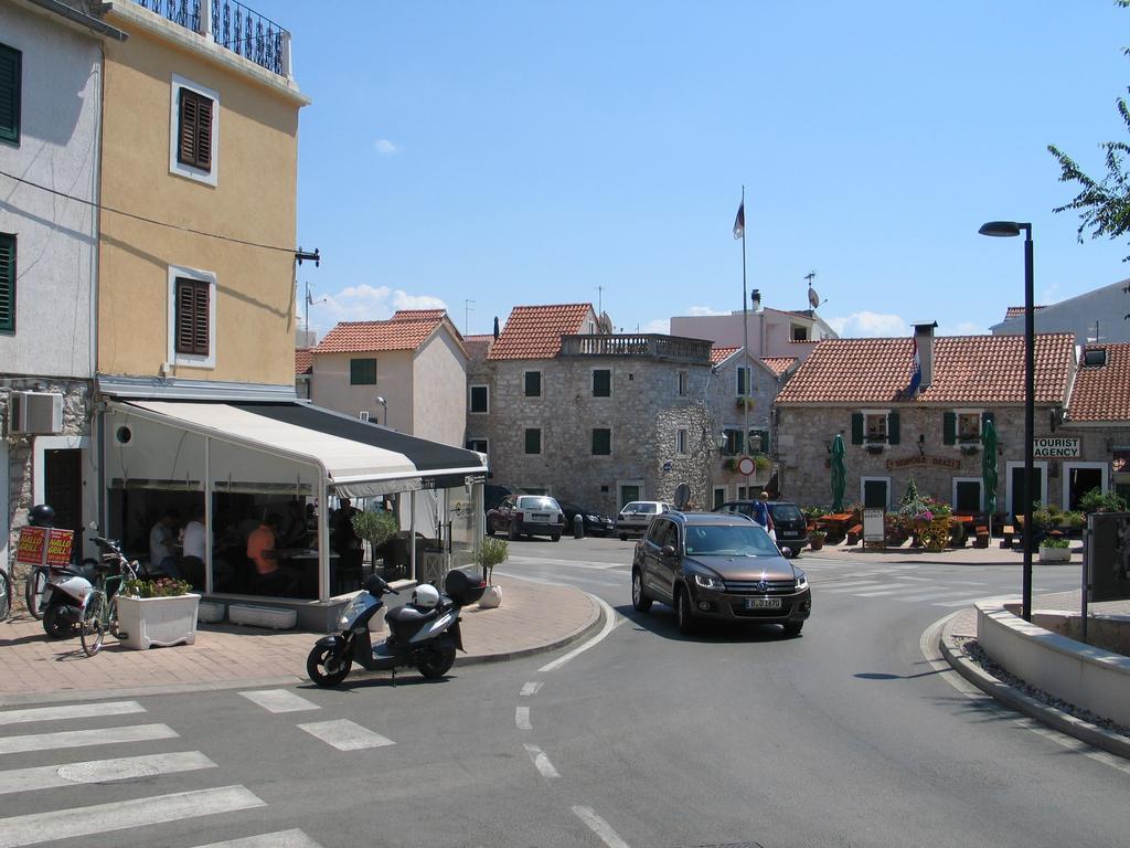 Apartments Mime - Small House Vodice Exterior photo