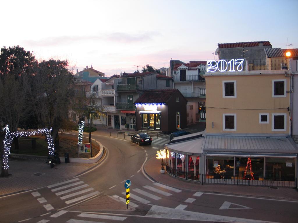 Apartments Mime - Small House Vodice Exterior photo