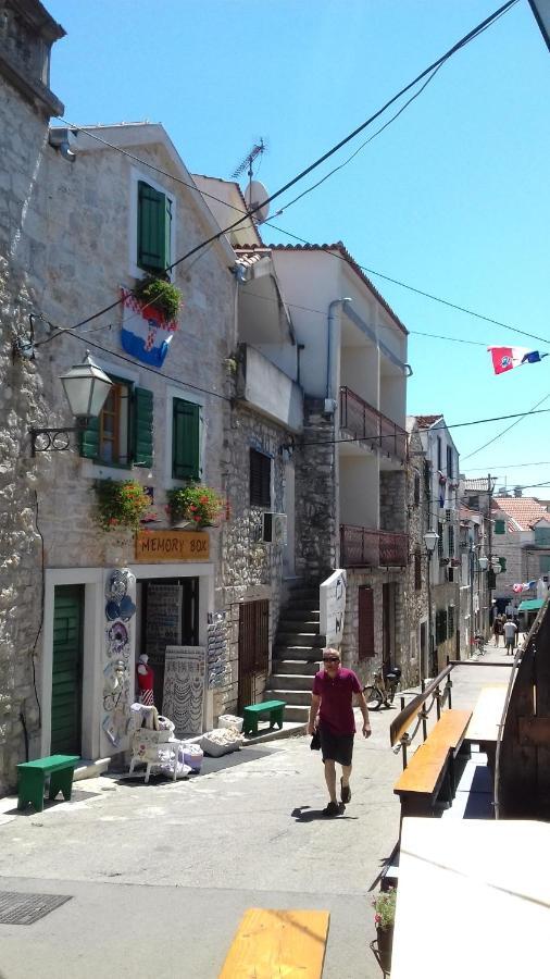 Apartments Mime - Small House Vodice Exterior photo